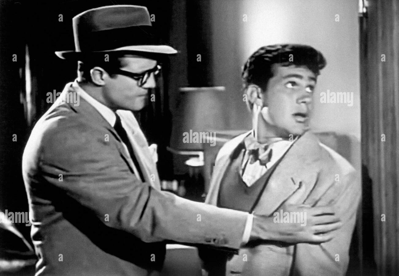 Adventures of Superman: Review: S02: The Man In The Lead Mask