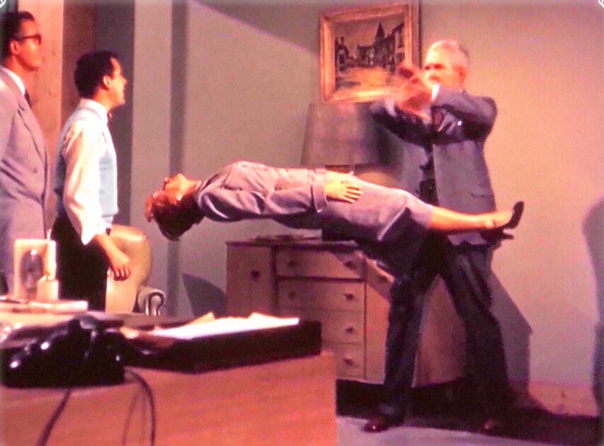 Superman: Review: The Magic Secret