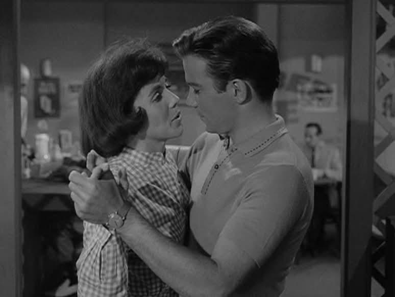 The Twilight Zone: Review: Nick of Time