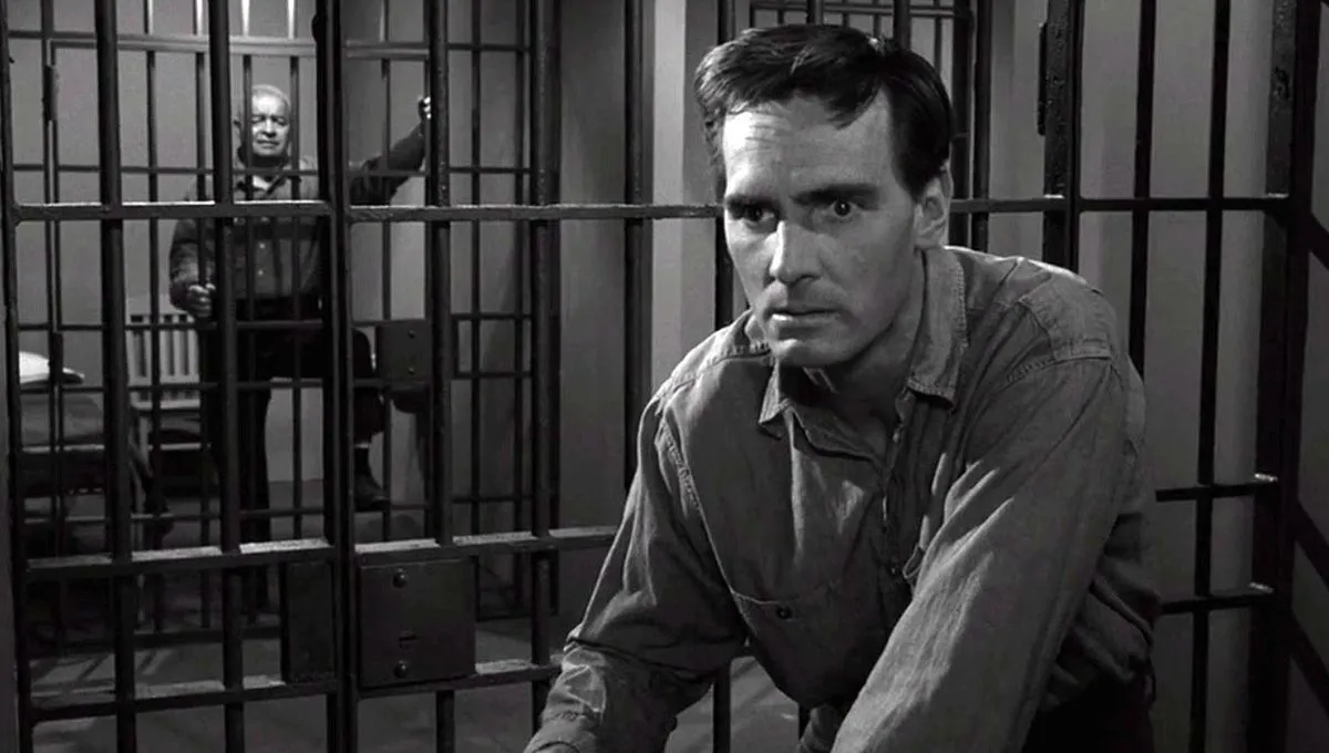 The Twilight Zone: Review: Shadow Play