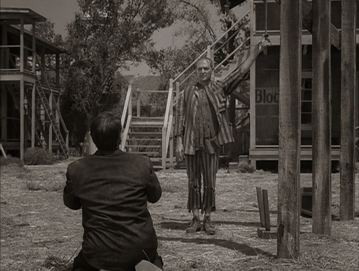 The Twilight Zone: Review: Deaths-Head Revisited