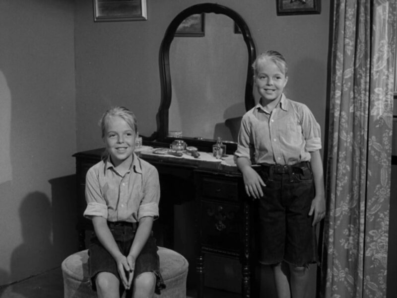 The Twilight Zone: Review: The Fugitive