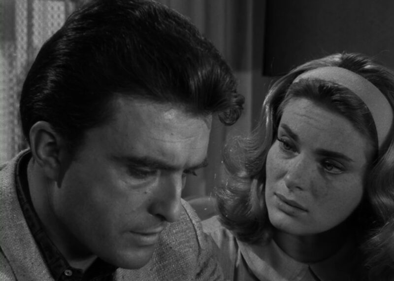 The Twilight Zone: Review: Valley of the Shadow